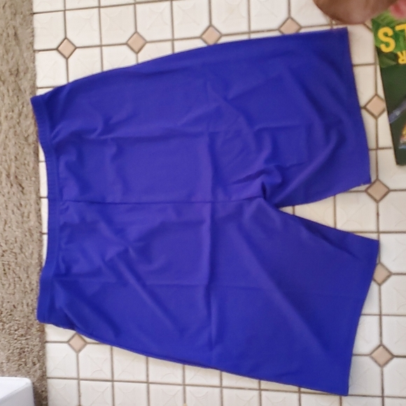 Two piece outfit - Picture 2 of 3